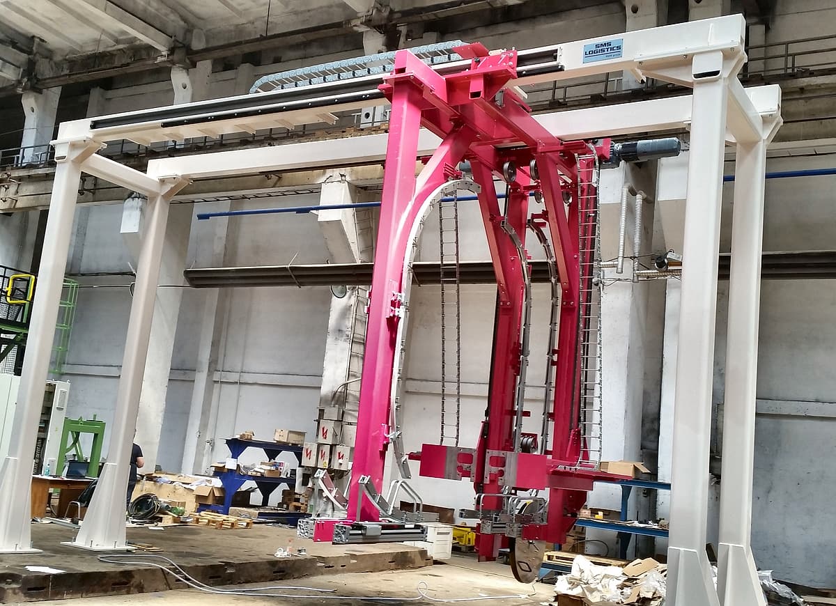 Coil wrapping machine